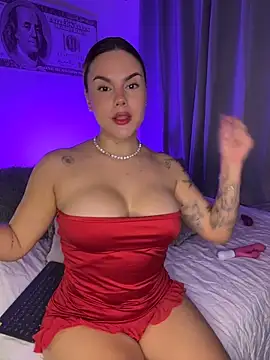 Snapshot of TinaMercier chatting on 07.01.26 TinaMercier online show from 07.01.26