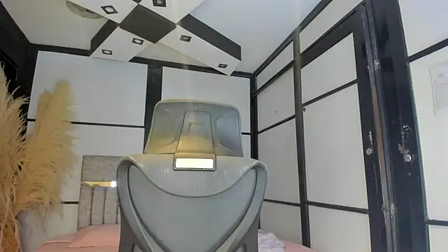 DeboraCopper  online show from 04.14.26