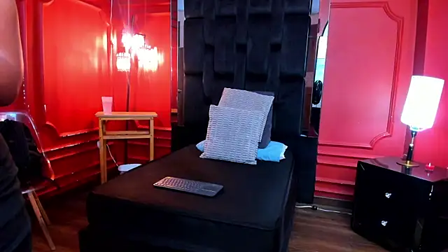 sophiahart online show from 07.20.26