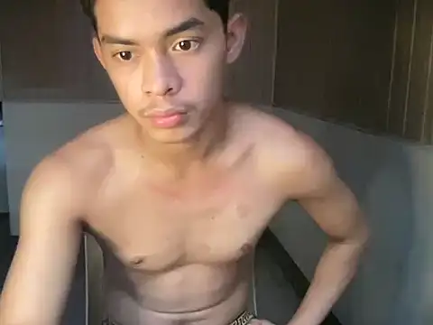 yourhotasian jhonpol16 online show from 06.23.26
