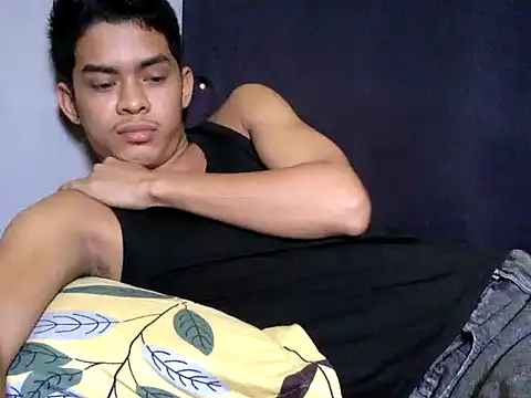 yourhotasian jhonpol16 online show from 06.30.26