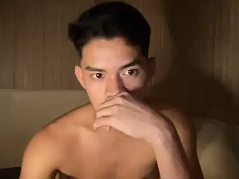 yourhotasian jhonpol16 online show from 07.03.26