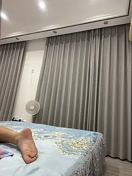 Yalotutu online show from 07.19.26