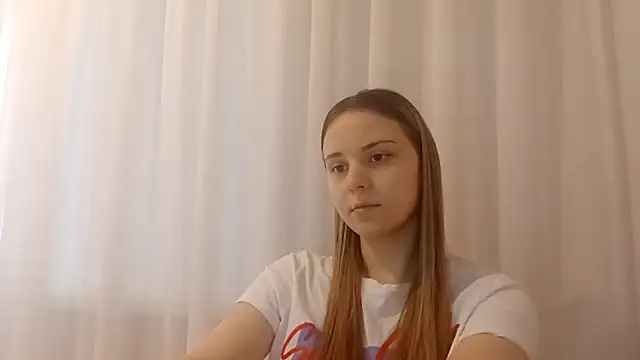 Snapshot of SadyeEntel chatting on 04.12.26 SadyeEntel online show from 04.12.26