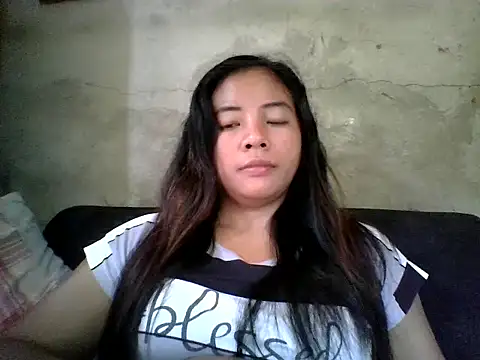Snapshot of pinayysimple chatting on 04.28.26 pinayysimple online show from 04.28.26