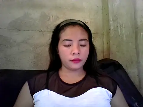 Snapshot of pinayysimple chatting on 04.29.26 pinayysimple online show from 04.29.26