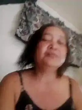 Snapshot of jeanyummytits chatting on 05.27.26 jeanyummytits online show from 05.27.26