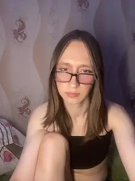 yullinka online show from 04.16.26