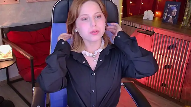 VivienneHebert online show from 06.25.26