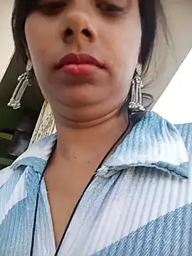 Miss Divyaa online show from 05.20.26