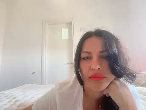 Snapshot of SeleneVane chatting on 06.27.26 SeleneVane online show from 06.27.26