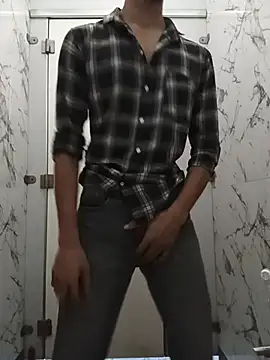 Snapshot of itsmemadhu2019 chatting on 06.07.26 itsmemadhu2019 online show from 06.07.26