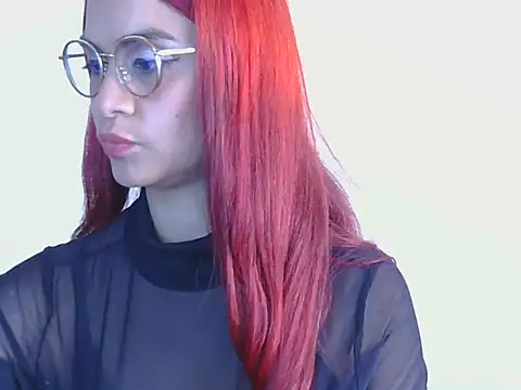 Snapshot of tinny_emiily chatting on 04.24.26 tinny emiily online show from 04.24.26