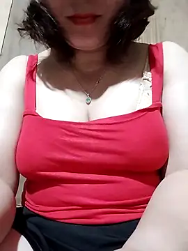 Snapshot of ManaMi-Amii chatting on 04.27.26 ManaMi-Amii online show from 04.27.26