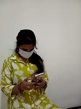 Anjali hot33 online show from 04.17.26