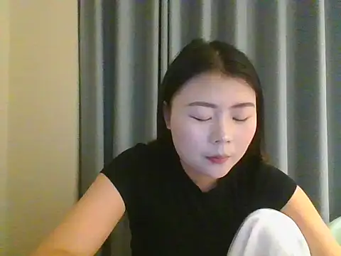 HJW2002 online show from 04.14.26