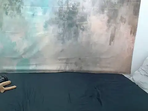 BossyBustyQueen online show from 06.02.26