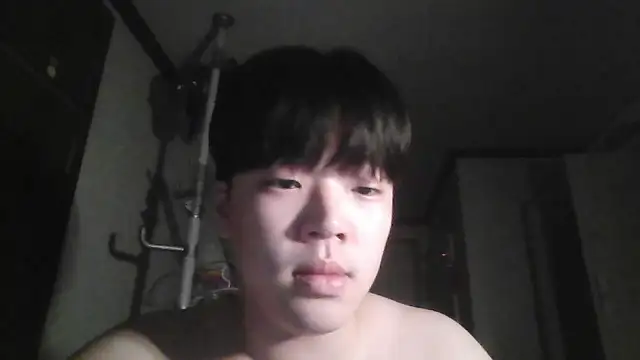 Snapshot of reogjdossw chatting on 04.13.26 reogjdossw online show from 04.13.26