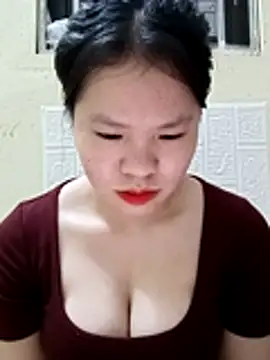 Snapshot of Seraphinahh chatting on 04.25.26 Seraphinahh online show from 04.25.26