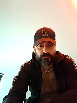 malese983 online show from 04.13.26