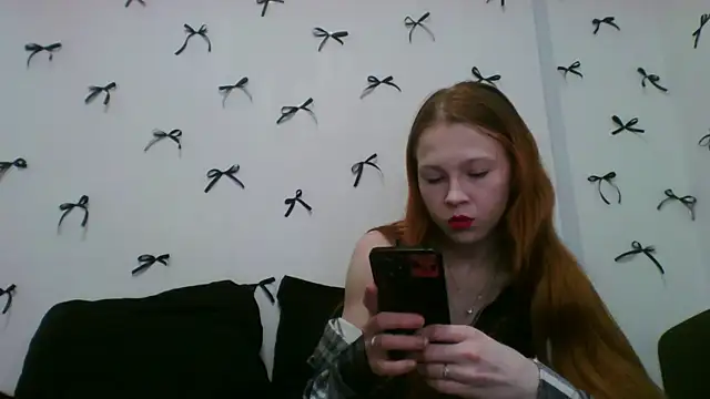 WhispersOfNight online show from 04.22.26