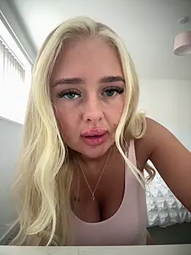 Vanillaheavennn online show from 04.16.26