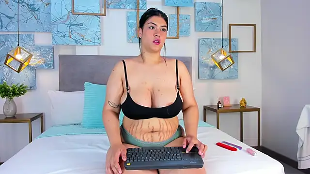 alexia summer online show from 04.24.26