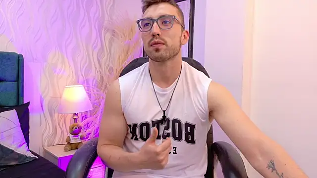 Snapshot of _Ryan_1 chatting on 04.14.26 Ryan 1 online show from 04.14.26