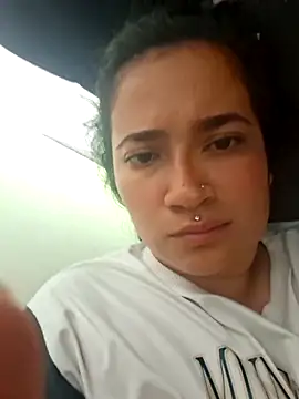 DaniHO25 online show from 04.17.26