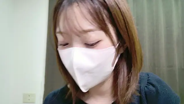 Snapshot of rei_0707 chatting on 07.18.26 rei 0707 online show from 07.18.26