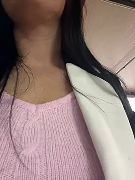 MeganFoxiyyy online show from 04.17.26