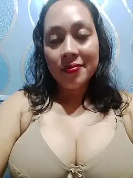 Snapshot of sweet_bobs chatting on 04.14.26 sweet bobs online show from 04.14.26