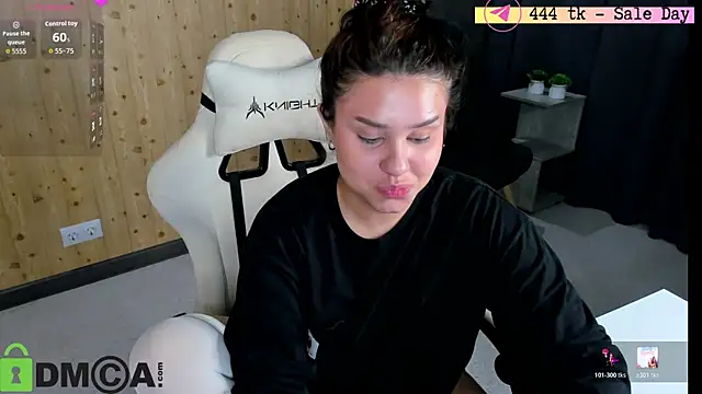 nicolewoss online show from 06.20.26