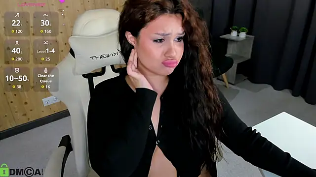 nicolewoss online show from 06.23.26