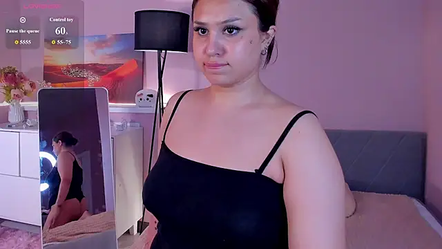 nicolewoss online show from 07.20.26