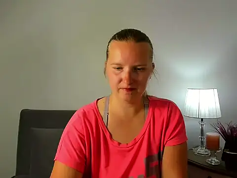 Snapshot of RoseTeacherX chatting on 05.18.26 RoseTeacherX online show from 05.18.26