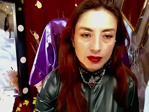 Snapshot of Queenscarlettsecret chatting on 06.03.26 Queenscarlettsecret online show from 06.03.26