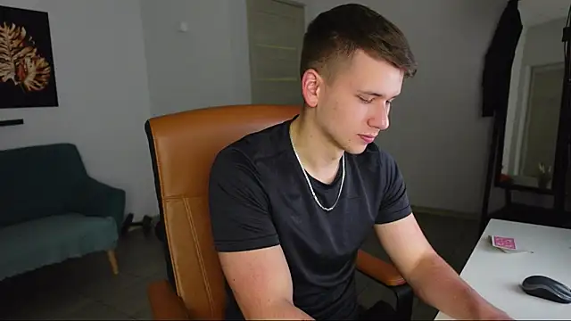 Zack Gillian online show from 05.12.26
