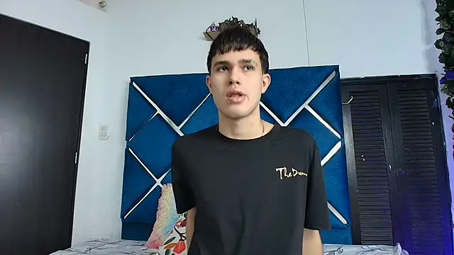 EdwinBoys online show from 06.08.26