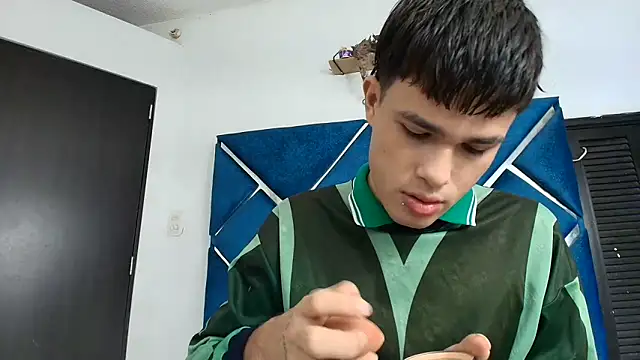 EdwinBoys online show from 06.10.26