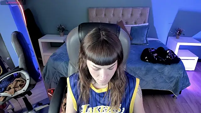 Kim Jeins666  online show from 06.12.26