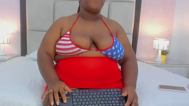 Snapshot of TreisyVixen chatting on 07.05.26 TreisyVixen online show from 07.05.26