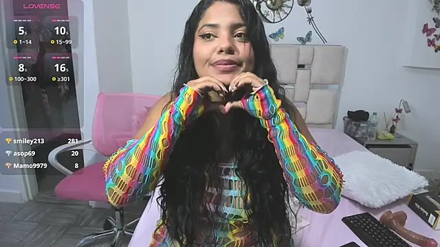 Amapola Renaldi online show from 04.21.26