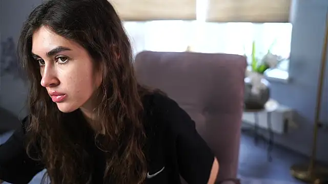 ColleenMaren online show from 04.23.26