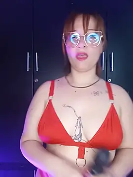 Curves Nina online show from 07.03.26