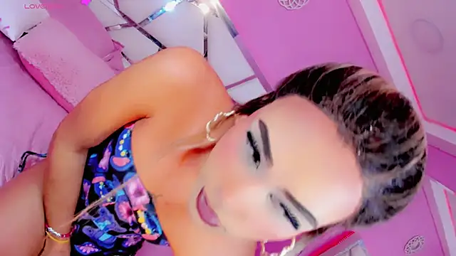 ValeriQueen online show from 04.27.26