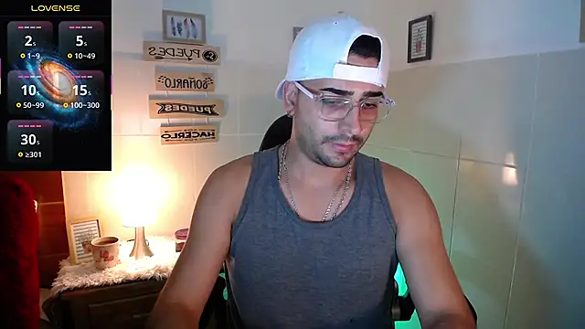 Snapshot of andders_ chatting on 05.23.26 andders online show from 05.23.26