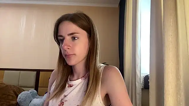 Snapshot of selianderol chatting on 06.27.26 selianderol online show from 06.27.26