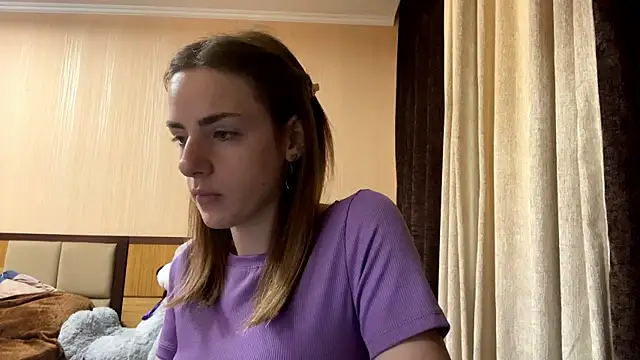 Snapshot of selianderol chatting on 07.16.26 selianderol online show from 07.16.26