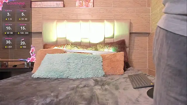 hott mature online show from 07.13.26
